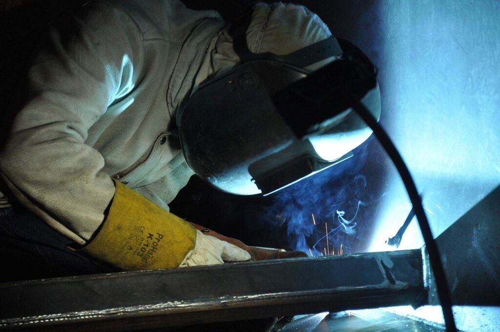 welder, welding, i-5136380.jpg